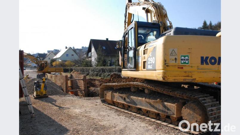 Die Sanierungsarbeiten in der Harschhofer Straße sind wieder angelaufen. Im nun beschlossenen Haushalt werden hierfür über 900 000 Euro bereitgestellt Bild: pop
