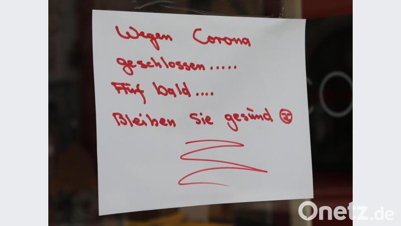 Die Geschäfte sind geschlossen. Parallel dazu steigt die Zahl der Infizierten in der Region leicht an. Bild: Wolfgang Steinbacher