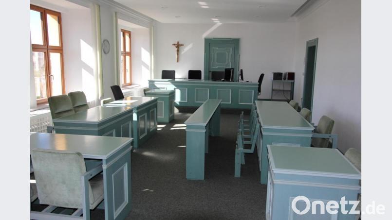 Der große Sitzungssaal im Tirschenreuther Amtsgericht. Bild: kro