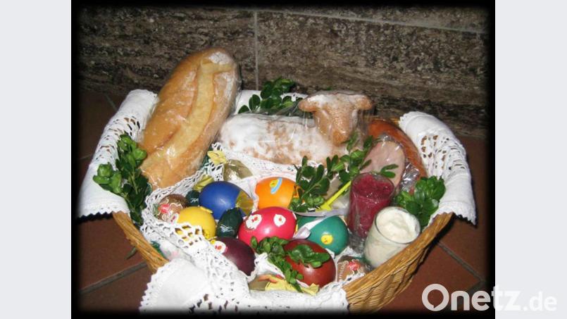 So oder so ähnlich könnten die Körbchen mit Osterspeisen bestückt sein, die die Gläubigen ans Fenster oder vor die Tür stellen sollen. Bild: Apfelbacher/exb