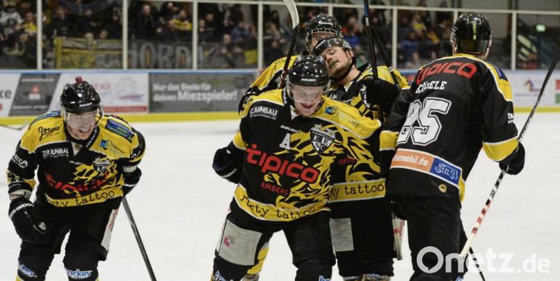 Die Amberger Eishockeycracks dürfen doch noch jubeln. Bild: brü