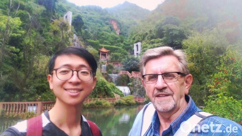 Der gute Ray Wu aus Sichuan und sein Amberger Mentor Peter Brunner. Bild: exa