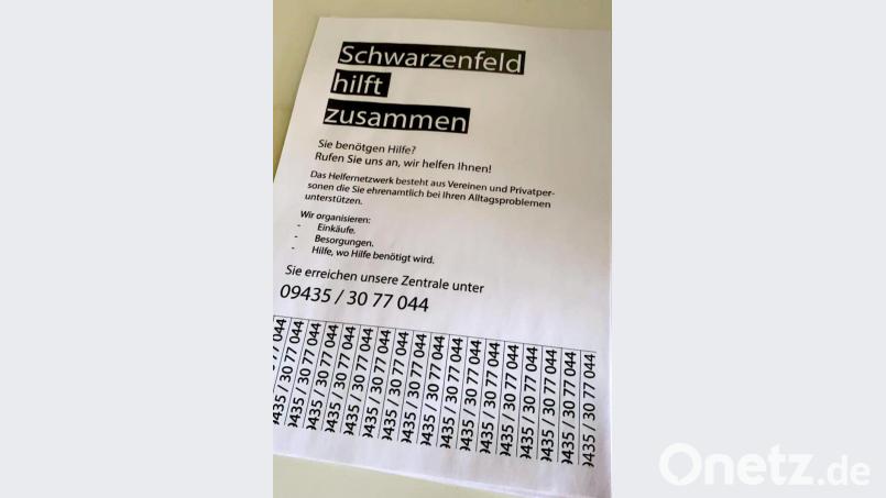 Bei großen Lebensmittelgeschäften wie Edeka oder Netto hängt ein Informationsblatt, von dem man unten einen Streifen mit der Nummer der Service-Hotline abreißen und mitnehmen kann. Bild: Thomas Dobler