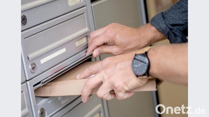 In der Coronakrise stellen viele Geschäfte in der Oberpfalz auf Abholung oder Lieferung um. Bild: Zacharie Scheurer/dpa