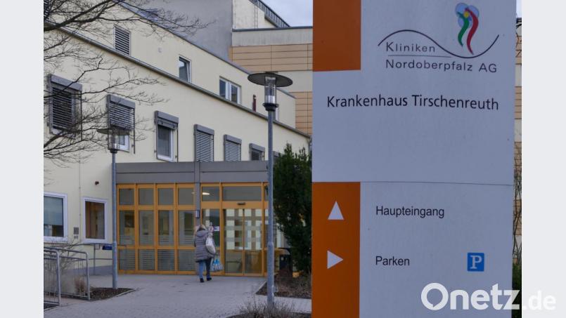 Die Krankenhäuser der Kliniken AG nehmen bei der Bewältigung der Koronakrise eine Schlüsselrolle ein. Hier ein Bild vom Eingangsbereich des Tirschenreuther Hauses. Archivbild: tr