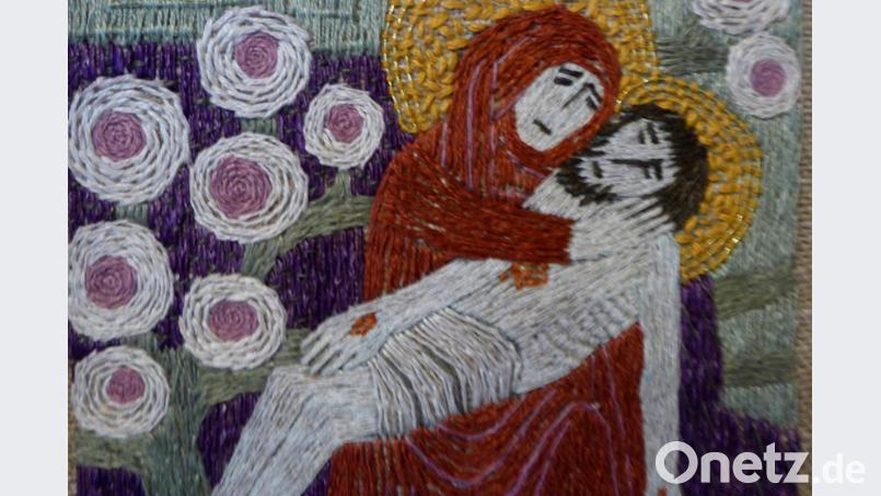 Gestickte Kreuzwegstation in Grafenwöhr. Bild: fsb