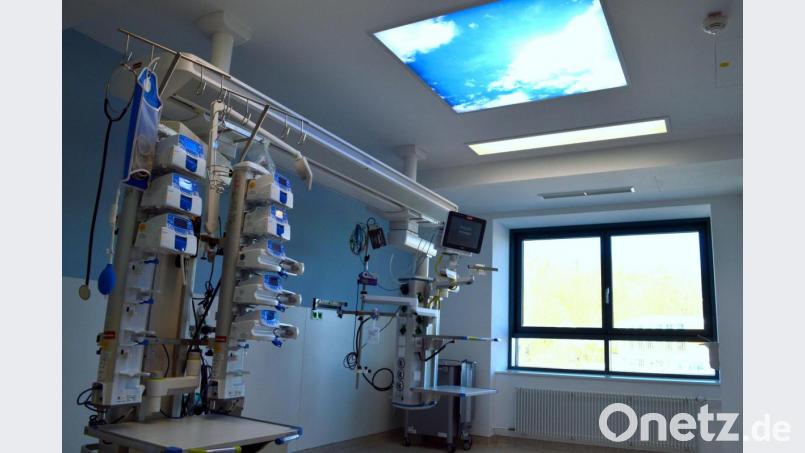 Das Krankenhaus St. Barbara Schwandorf verfügt dank dem erst kürzlich bezogenen Neu- und Erweiterungsbau über eine der modernsten und großzügigsten Intensivstationen Deutschlands mit 22 Plätzen. Bild: exb/Hausmann