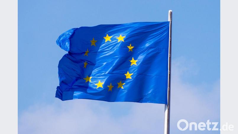Schön kitschig: Die EU-Flagge. Bild: Monika Skolimowska/ZB/dpa