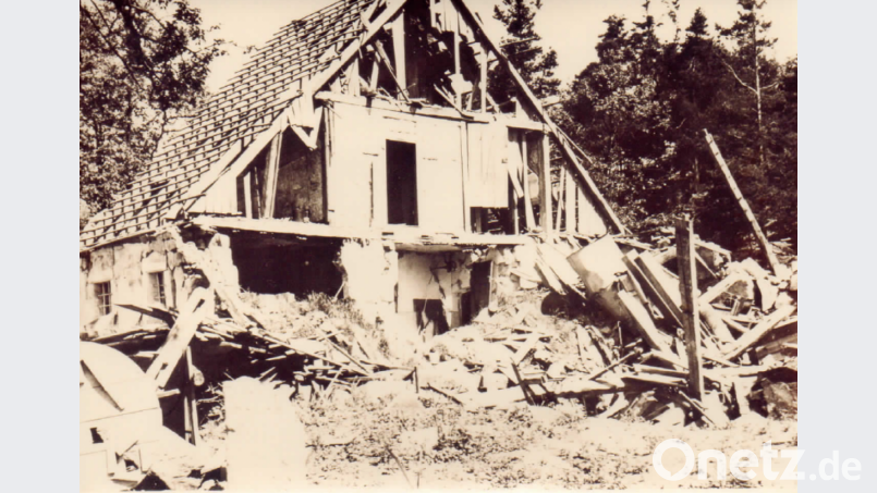 Die Felsmühle nach der Bombadierung 1945 Repro: Heiner Zeitler/exb