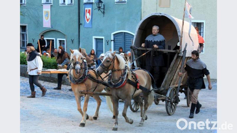 Ein Bild, auf das die Neunburger heuer verzichten müssen. Das Burgfestspiel &quot;Vom Hussenkrieg&quot; findet wegen der Corona-Pandemie nicht statt. Bild: SAD