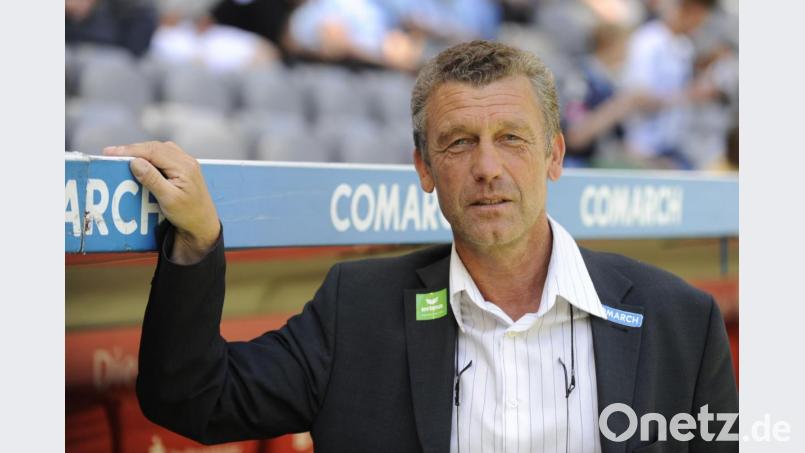 Ex-&quot;Löwe&quot; Florian Hinterberger wird beim &quot;Benki&quot;-Turnier im Januar in der Weidener Mehrzweckhalle gemeinsam mit dem ehemaligen Nürnberger Hans Pausch das All-Star-Team betreuen. Bild: Andreas Gebert/dpa