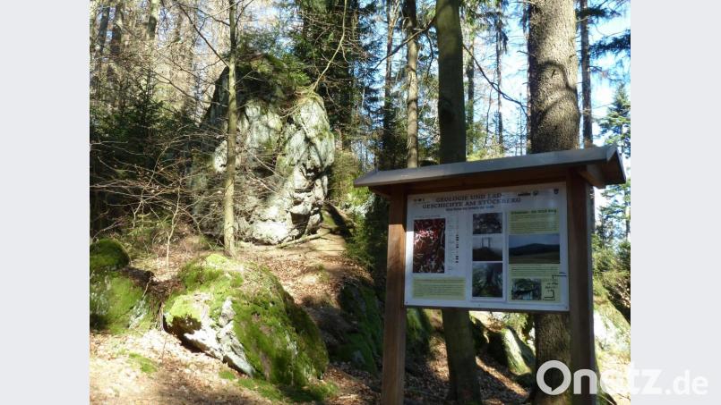 Info-Tafel zur Geologie des Stückbergs am Rande des Wanderweges. Bild: Portner
