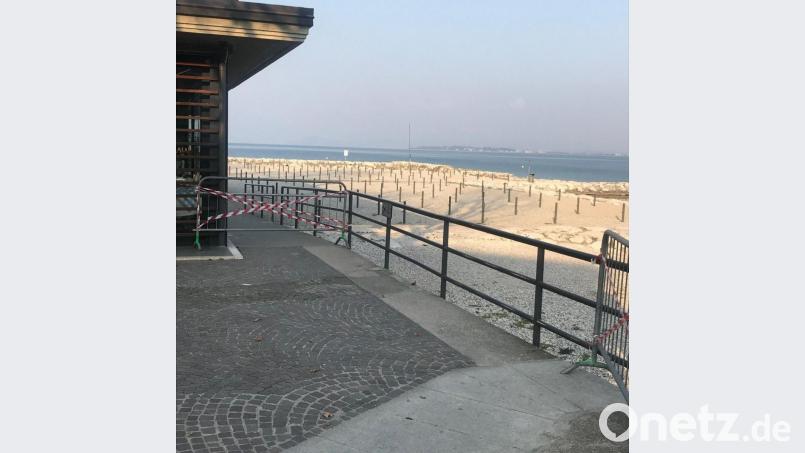 An den ersten warmen Tagen das Jahres sind die Strände am Gardasee normalerweise stark frequentiert. Nicht aber in Zeiten von Corona. Bild: Silvia Avigo