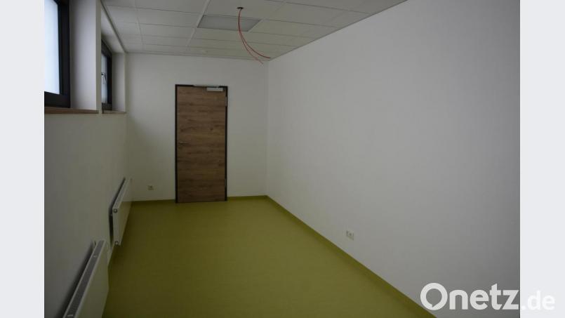 Neu gestaltet wurden auch die Umkleidekabinen. Bild: jr