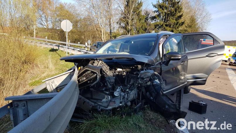 Beim Überqueren der Kreuzung hatte ein 58-Jähriger ein von rechts herannahendes Auto übersehen. Bild: frd