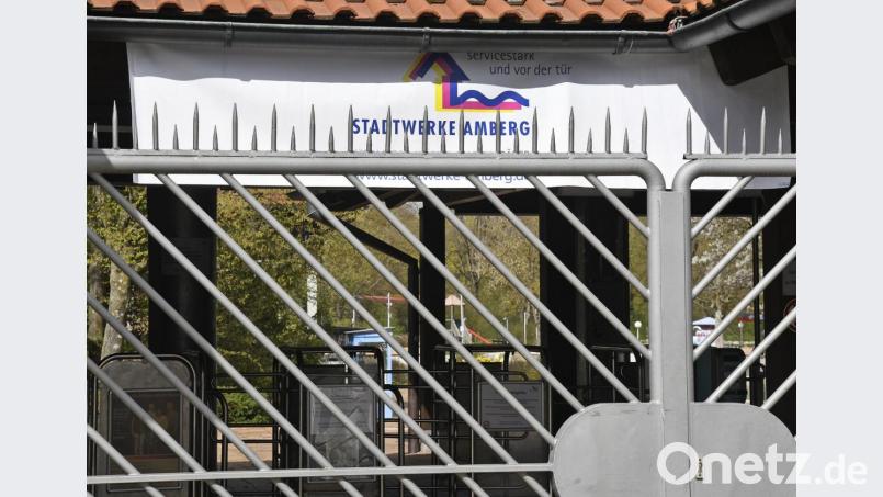Wie lange bleiben die Tore zum Hockermühlbad heuer geschlossen? Bild: Petra Hartl