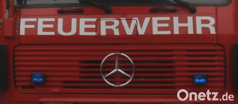 Die schnelle Alarmierung und der rasche Einsatz der Feuerwehren haben am Sonntag bei Hofenstetten wohl einen größeren Waldbrand verhindert. Symbolbild: mp