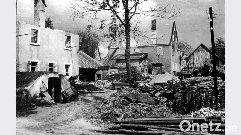 Weite Teile der Ortschaft Achtel im Hirschbachtal wurden am 21. April 
1945 bei einem Angriff durch amerikanische Truppen zerstört. Bild: exb