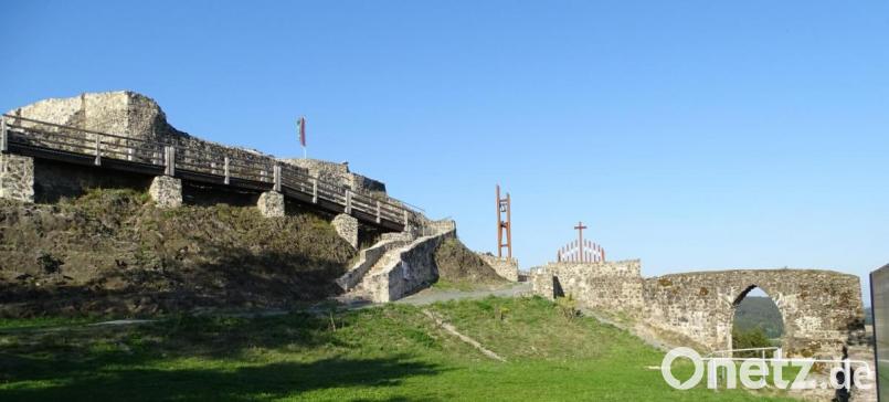 Die Burgruine in Waldeck ist ein lohnendes Ausflugsziel für Familien. Bild: hl