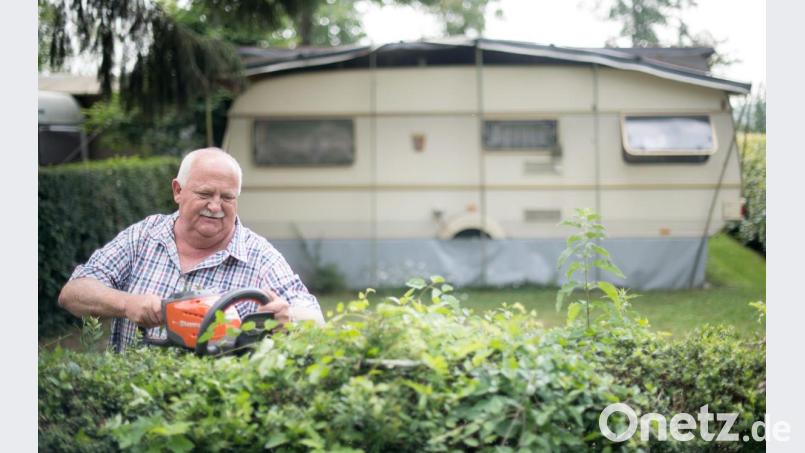 Die Pflege des Dauercampingplatzes ist in Bayern während der Coronakrise nur erlaubt, wenn die Fahrt dorthin nicht touristisch ist. Bild: Sebastian Gollnow