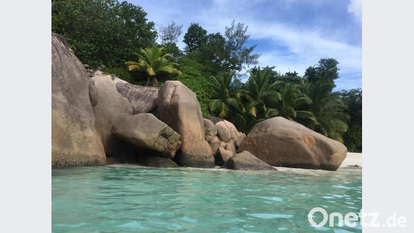 Ein Traumurlaub wie hier auf den Seychellen rückt mit der Coronakrise in noch weitere Ferne. Bild: san
