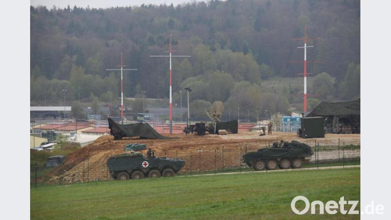 Auf dem Truppenübungsplatz Hohenfels wird am Dienstagmittag eine 250-Kilo-Bombe gesprengt. Bild: Wolfgang Steinbacher