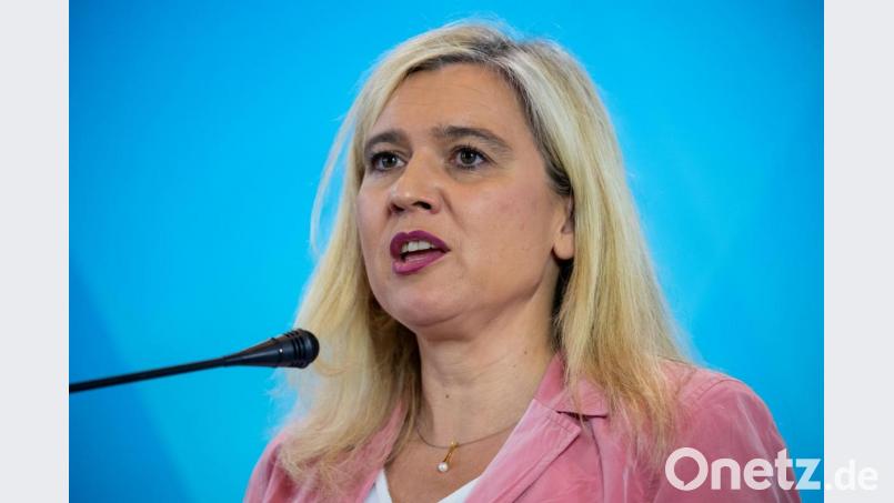 Melanie Huml (CSU), Gesundheitsministerin von Bayern, spricht auf einer Pressekonferenz. Foto: Sven Hoppe/dpa/Archivbild Bild: Sven Hoppe