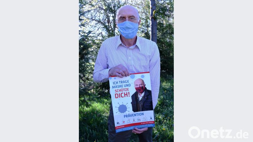 Dr. Günter Gilch ist einer der Ärzte auf den Plakaten, die mit ihrem Abbild das Tragen von Mund-Nasen-Masken unterstützen. Bild: weu