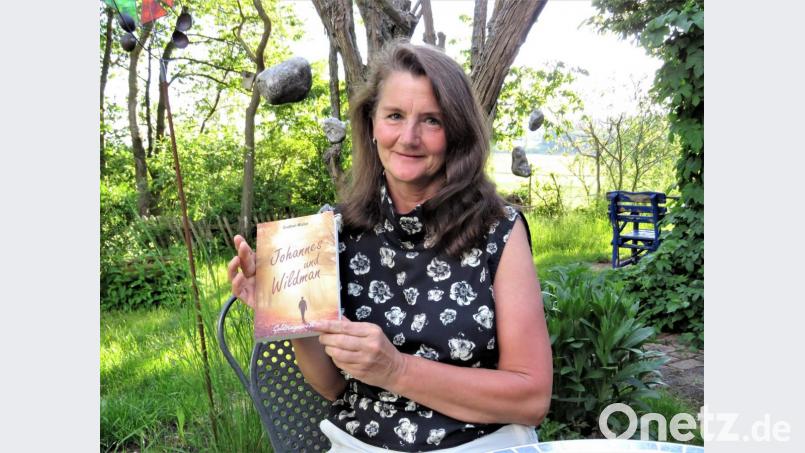 Der erste Beitrag der MTT-Schauspieler auf YouTube gilt einer Wanderung durch die Oberpfalz: Textpassagen aus den Büchern von Schriftstellerin Gudrun Müller aus Tirschenreuth wurden spannend und lebhaft vorgetragen. Bild: ubb