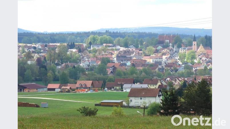 Ein erstes Vorhaben im neuen Teilbaugebiet &quot;An der Retz&quot; entsteht bereits. Ein landwirtschaftliches Betrieb bittet um Berücksichtigung seiner Belange und findet im Ferienausschuss Gehör. Bild: fjo