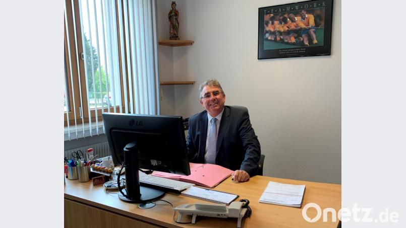 Erhobenen Hauptes und zufrieden scheidet Bürgermeister Norbert Bücherl aus dem Amt. Bild: bk