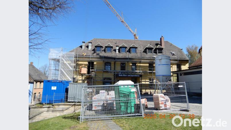 Das alte Pfarrheim in Eschenbach erfährt eine Verjüngung und wird einer neuen Bestimmung zugeführt. Bild: exb
