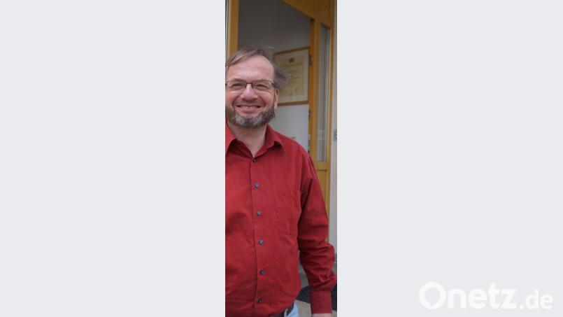 Pfarrer Thomas Stohldreier freut sich, dass er am kommenden Wochenende wieder mit den Gläubigen Gottesdienst feiern kann, wenn auch unter besonderen Auflagen. Bild: du