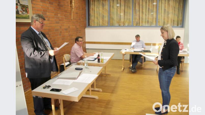 Vereidigung der neuen Dritten Bürgermeisterin Monika Waldeck. Bild: fsb