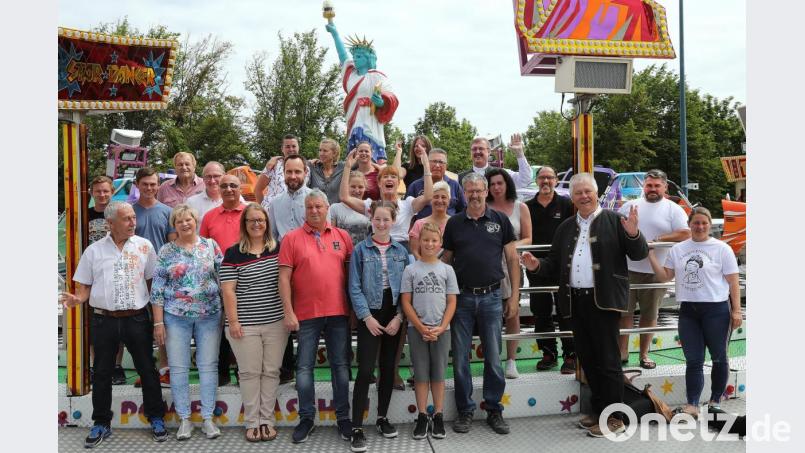 Endspurt für die Schausteller und die Verantwortlichen der Amberger Pfingstdult: Das beliebte Volksfest dauert noch bis Sonntag. Bild: Wolfgang Steinbacher