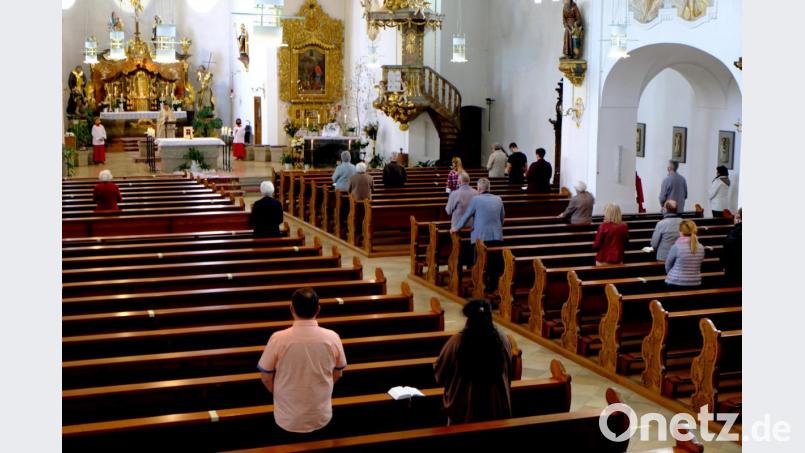 Unter Einhaltung aller diözesanen und staatlichen Anweisungen fand am 4. Sonntag nach Ostern in der Pfarrkirche St. Johannes der Täufer Gottesdienst statt. Bild: le