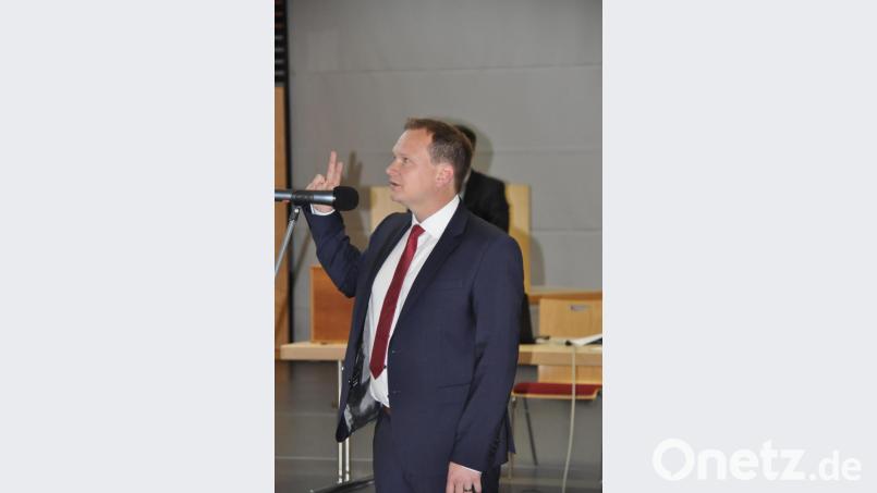 Bürgermeister Christian Porsch bei seiner Vereidigung Bild: ak