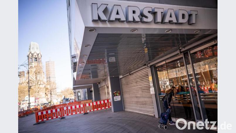 Die Warenhauskette Galeria Karstadt Kaufhof will offenbar fast der Hälfte ihrer 170 Filialen schließen. Bild: Michael Kappeler/dpa