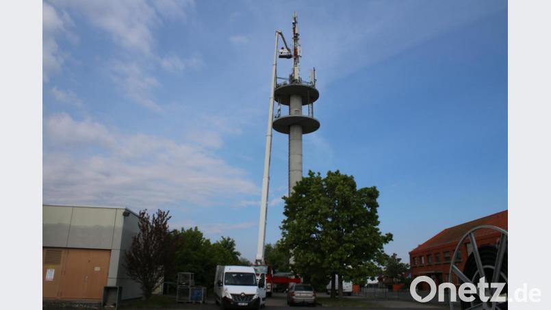 Der Funkmast an der Alten Amberger Straße wird modernisiert und musste abgeschaltet werden. Bild: sne