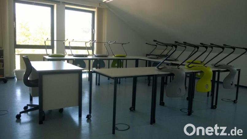 Wann können die Volkshochschulen wieder öffnen und unter welchen Bedingungen? Momentan begegnet man der Situation mit digitalen Angeboten. Bild: Carolin Schmuck/exb