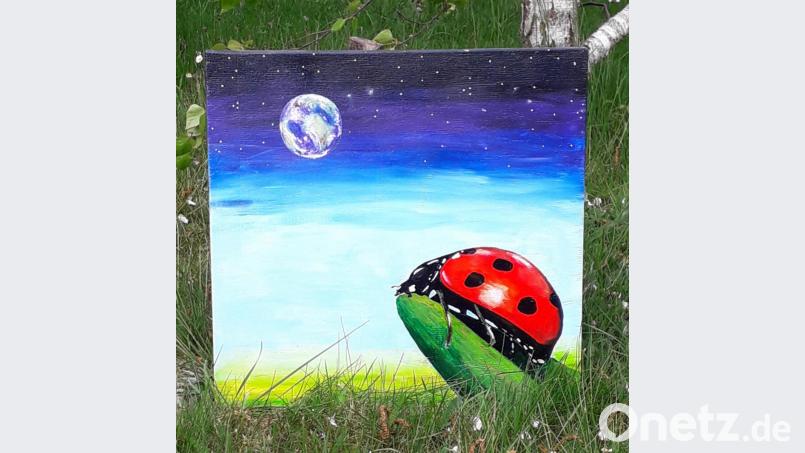 Mit der Aktion: &quot;Die Kunst darf raus&quot; sollen die gemalten Kunstwerke in Gärten, die von außen einsehbar sind, der Öffentlichkeit präsentiert werden. Bild: rgr