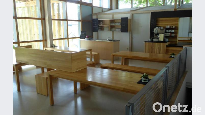 Steigen die Besucherzahlen, wird auch in der Cafeteria wieder mehr leben herrschen. Bild: fsb