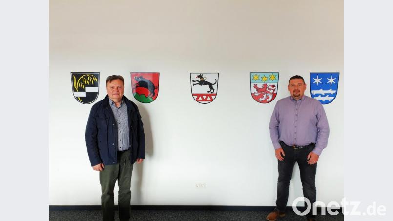 Das neue Führungsduo an der Spitze der Verwaltungsgemeinschaft Neustadt ist die gekürt. Die beiden Vorsitzenden der Gemeinschaftsversammlung heißen Gerhard Kellner (Stellvertreter, links) und Markus Ludwig (Vorsitzender, rechts). Bild: sm