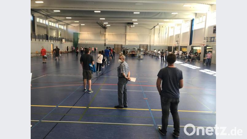 Alle Blutspender haben sich sehr vorbildlich verhalten und die notwendigen Abstände beachtet. Bild: Stefanie Gradl