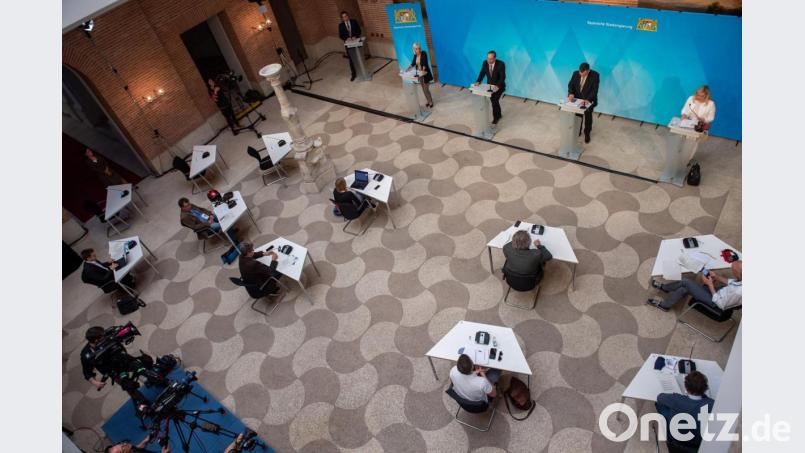Pressekonferenz nach der Kabinettssitzung. Foto: Peter Kneffel/dpa Bild: Peter Kneffel