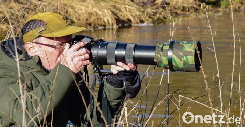 Wenn Siegfried Steinkohl auf Fotopirsch ist, kann ihn nichts ablenken. Stundenlang vertieft er sich in seine Leidenschaft. Bild: privat