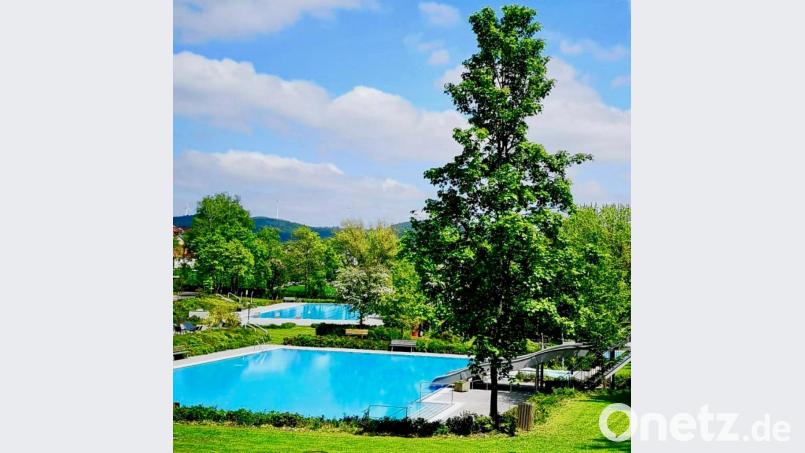 Noch ist völlig unklar, wann im Freudenberger Freibad die Saison starten kann. Bild: sche