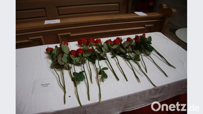 Äußeres Symbol des Ritafestes sind die Rosen, die nach den Gottesdiensten gesegnet wurden. Bild: wro