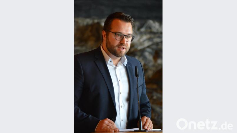 Matthias Grundler würdigte das Zahlenwerk für die Liste Zukunft. Bild: Benkhardt