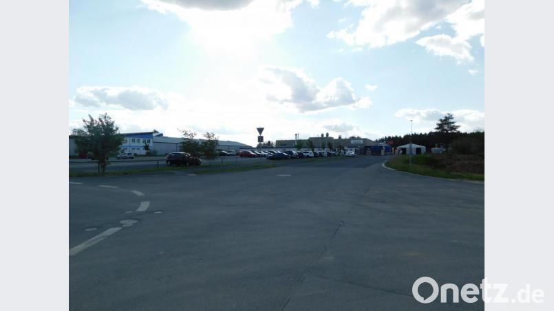 Der "Novem-Parkplatz" soll erweitert zu einem Multifunktionsplatz erweitert werden. Bild: msh